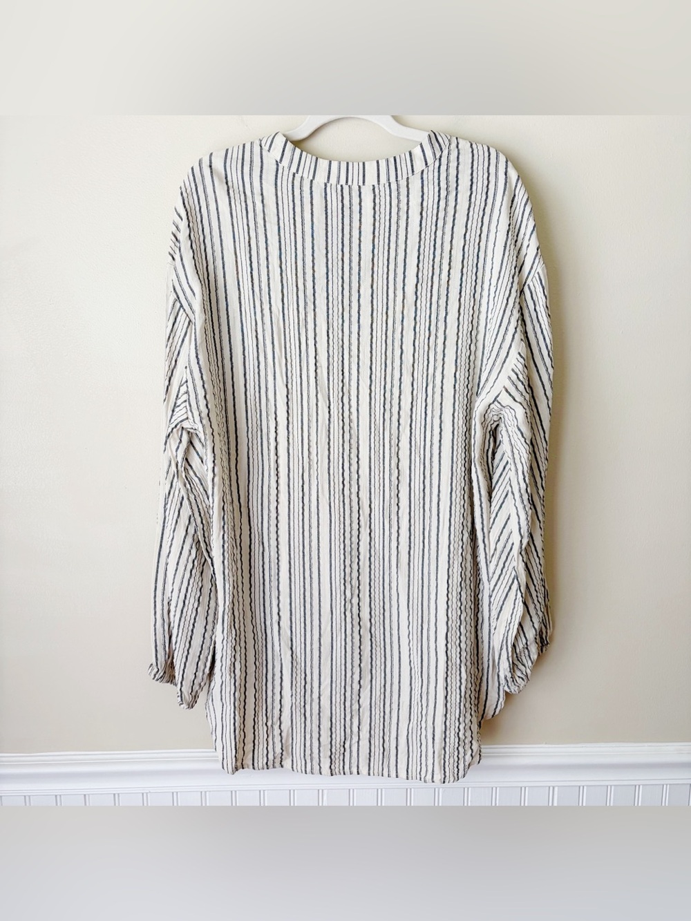 Free People | Rhythm of the Night Tunic Top Bishop Sleeves Cream Gray Medium - Picture 7 of 9